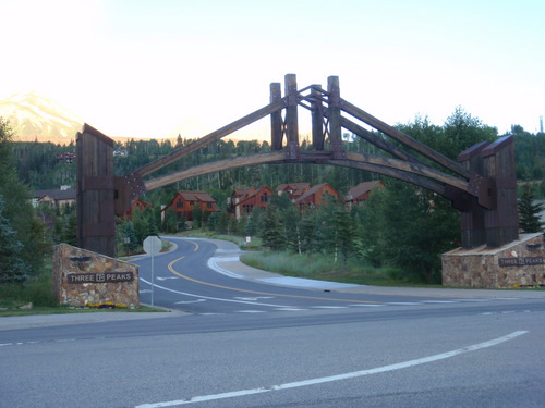 South end of Silverthorne: A resort community gateway.